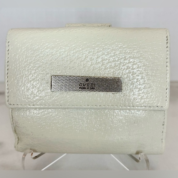 Gucci Cream Leather Compact Wallet - Picture 1 of 10